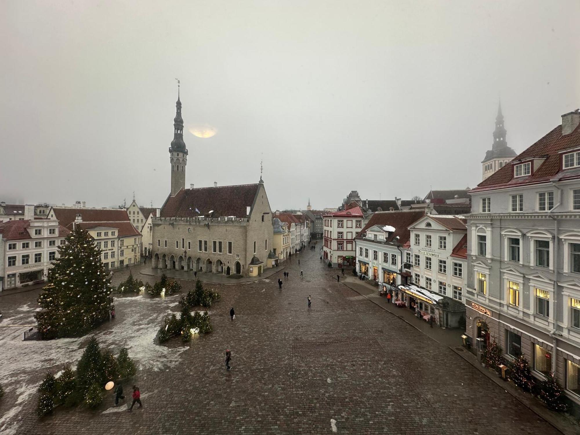 Old Town Square Residence Tallinn Exterior photo